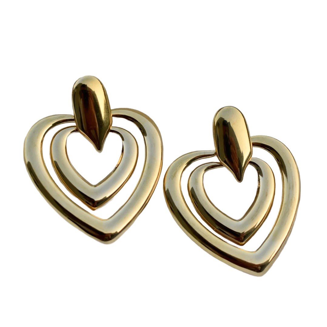 Unique gold heart earrings