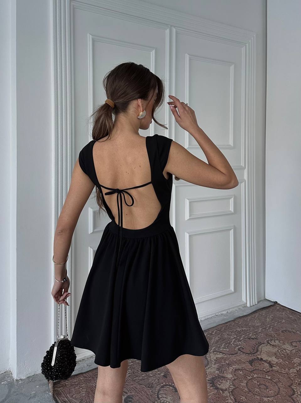 Chamie Fashion Open Back Black Dress