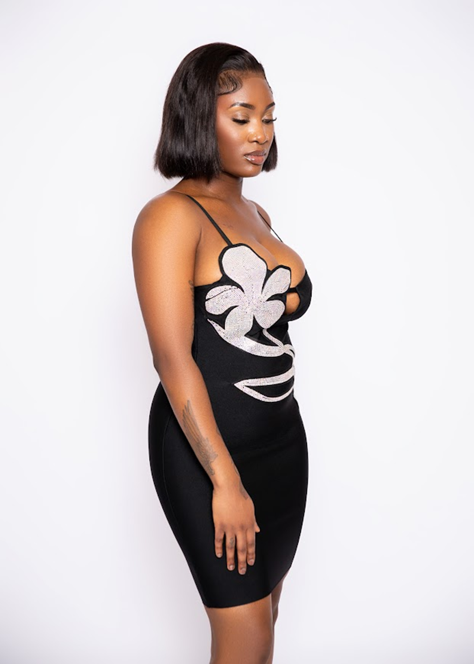 black mini dress long sleeve